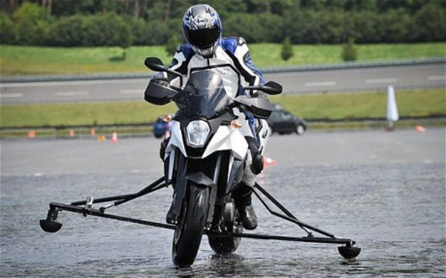 摩托車(chē)剎車(chē)圈,輪轂剎車(chē)圈,鼓式制動(dòng)器,Drum brake,摩托車(chē)制動(dòng)鐵套